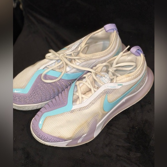 Nike Purple and Blue Athletic Shoes with Iridescent Design - Picture 4 of 12
